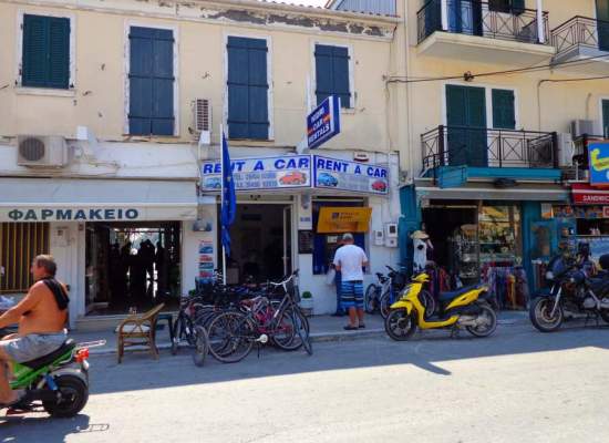 Noleggio Auto di aeroporto Lefkada- Potete Affitare auto dall' aeroporto di Aktion Prevesa Nidri Car Rentals. Rent a car Nidri, Lefkada, Aktion PVK Preveza airport. Hire a car Lefkada airport. Rent a car at Nikiana, Ligia, Lefkas town, Lefkada marine port, Agios Ioannis, Agios Nikitas, Vassiliki port, Sivota bay, Vlicho bay, Desimi camping. Noleggio Auto & Motorini Lefcada- Noleggio Automobili Lefkada- Potete Affitare Auto in Cita e Marina Di Lefkada- Auto Motorini Scooter in affito in Agios Ioannis Lefkada