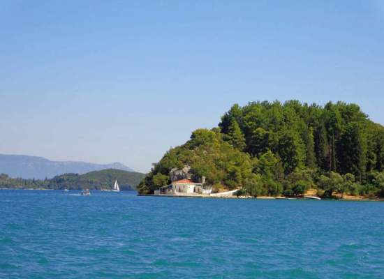 Noleggio Auto di aeroporto Lefkada- Potete Affitare auto dall' aeroporto di Aktion Prevesa Nidri Car Rentals. Rent a car Nidri, Lefkada, Aktion PVK Preveza airport. Hire a car Lefkada airport. Rent a car at Nikiana, Ligia, Lefkas town, Lefkada marine port, Agios Ioannis, Agios Nikitas, Vassiliki port, Sivota bay, Vlicho bay, Desimi camping. Noleggio Auto & Motorini Lefcada- Noleggio Automobili Lefkada- Potete Affitare Auto in Cita e Marina Di Lefkada- Auto Motorini Scooter in affito in Agios Ioannis Lefkada