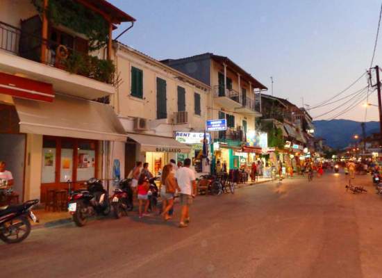 Noleggio Auto di aeroporto Lefkada- Potete Affitare auto dall' aeroporto di Aktion Prevesa Nidri Car Rentals. Rent a car Nidri, Lefkada, Aktion PVK Preveza airport. Hire a car Lefkada airport. Rent a car at Nikiana, Ligia, Lefkas town, Lefkada marine port, Agios Ioannis, Agios Nikitas, Vassiliki port, Sivota bay, Vlicho bay, Desimi camping. Noleggio Auto & Motorini Lefcada- Noleggio Automobili Lefkada- Potete Affitare Auto in Cita e Marina Di Lefkada- Auto Motorini Scooter in affito in Agios Ioannis Lefkada