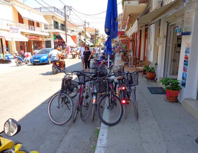 Noleggio Auto di aeroporto Lefkada- Potete Affitare auto dall' aeroporto di Aktion Prevesa Nidri Car Rentals. Rent a car Nidri, Lefkada, Aktion PVK Preveza airport. Hire a car Lefkada airport. Rent a car at Nikiana, Ligia, Lefkas town, Lefkada marine port, Agios Ioannis, Agios Nikitas, Vassiliki port, Sivota bay, Vlicho bay, Desimi camping. Noleggio Auto & Motorini Lefcada- Noleggio Automobili Lefkada- Potete Affitare Auto in Cita e Marina Di Lefkada- Auto Motorini Scooter in affito in Agios Ioannis Lefkada