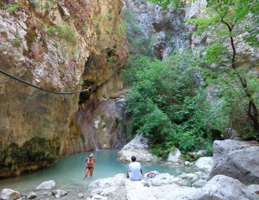 Noleggio Auto di aeroporto Lefkada- Potete Affitare auto dall' aeroporto di Aktion Prevesa Nidri Car Rentals. Rent a car Nidri, Lefkada, Aktion PVK Preveza airport. Hire a car Lefkada airport. Rent a car at Nikiana, Ligia, Lefkas town, Lefkada marine port, Agios Ioannis, Agios Nikitas, Vassiliki port, Sivota bay, Vlicho bay, Desimi camping. Noleggio Auto & Motorini Lefcada- Noleggio Automobili Lefkada- Potete Affitare Auto in Cita e Marina Di Lefkada- Auto Motorini Scooter in affito in Agios Ioannis Lefkada