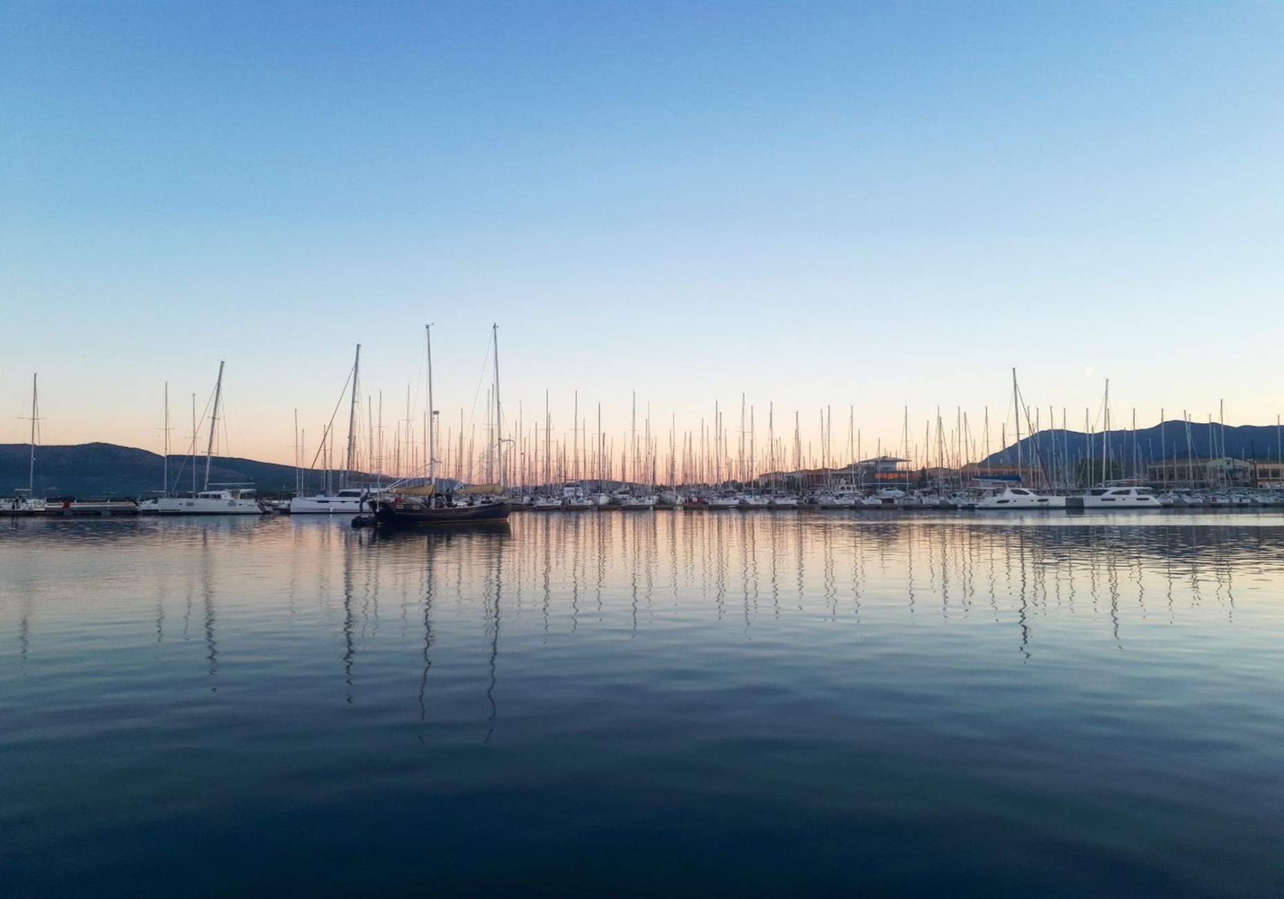 Lefkada Car Rentals. Lefkada town rent a car. Hire a car Marine Lefkas town. Car rental Agios Ioannis. Noleggio Auto & Motorini Lefcada- Noleggio Automobili Lefkada- Potete Affitare Auto in Cita e Marina Di Lefkada- Auto Motorini Scooter in affito in Agios Ioannis Lefkada.