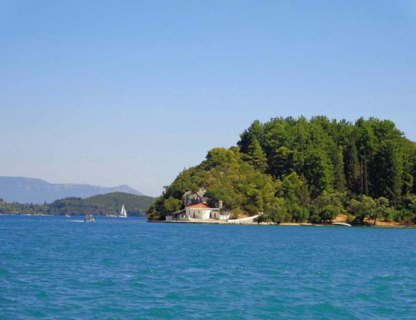 Noleggio Auto Lefkada- Potete Affitare auto dall' aeroporto di Aktion Prevesa Nidri Car Rentals. Rent a car Nidri, Lefkada. Ενοικιάσεις αυτοκινήτων στο Νυδρί Λευκάδας. Ενοικιάσεις αυτοκινήτων Νικιάνα Λευκάδας, Λυγιά, Μεγανήσι, Βλυχό, Σύβοτα, Βασιλική.