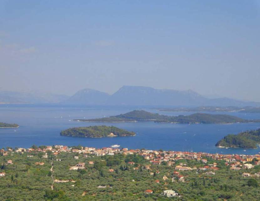 Noleggio Auto Lefkada- Potete Affitare auto dall' aeroporto di Aktion Prevesa Nidri Car Rentals. Rent a car Nidri, Lefkada. Ενοικιάσεις αυτοκινήτων στο Νυδρί Λευκάδας. Ενοικιάσεις αυτοκινήτων Νικιάνα Λευκάδας, Λυγιά, Μεγανήσι, Βλυχό, Σύβοτα, Βασιλική.