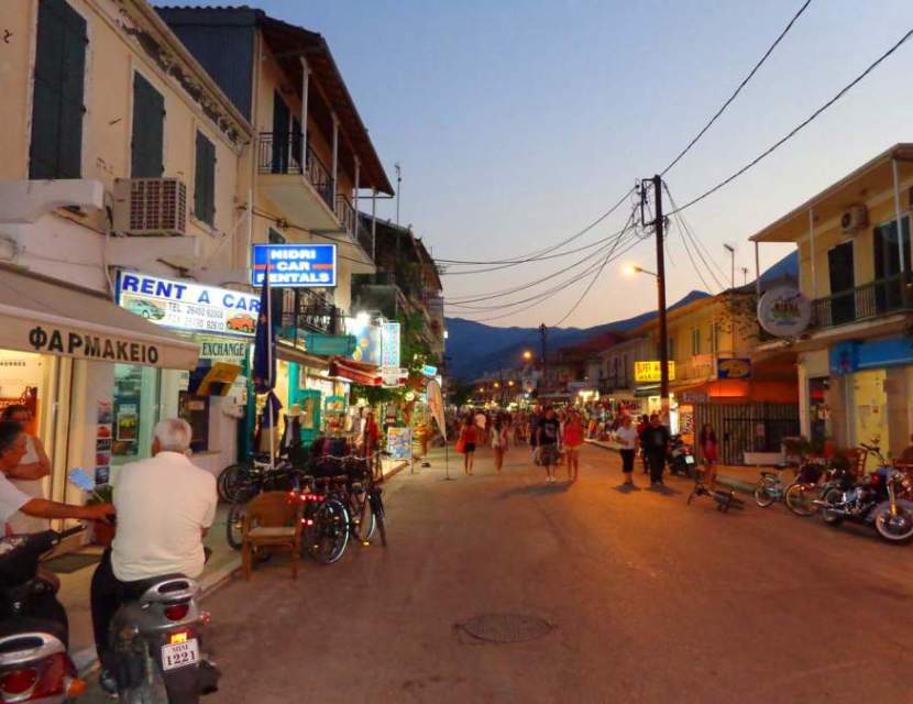 Noleggio Auto Lefkada- Potete Affitare auto dall' aeroporto di Aktion Prevesa Nidri Car Rentals. Rent a car Nidri, Lefkada. Ενοικιάσεις αυτοκινήτων στο Νυδρί Λευκάδας. Ενοικιάσεις αυτοκινήτων Νικιάνα Λευκάδας, Λυγιά, Μεγανήσι, Βλυχό, Σύβοτα, Βασιλική.