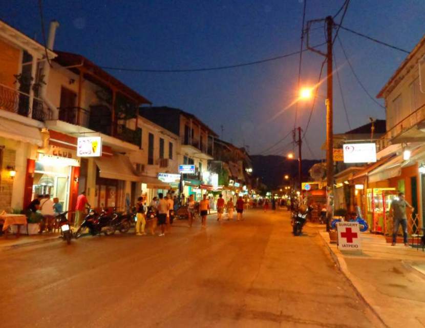 Noleggio Auto Lefkada- Potete Affitare auto dall' aeroporto di Aktion Prevesa Nidri Car Rentals. Rent a car Nidri, Lefkada. Ενοικιάσεις αυτοκινήτων στο Νυδρί Λευκάδας. Ενοικιάσεις αυτοκινήτων Νικιάνα Λευκάδας, Λυγιά, Μεγανήσι, Βλυχό, Σύβοτα, Βασιλική.